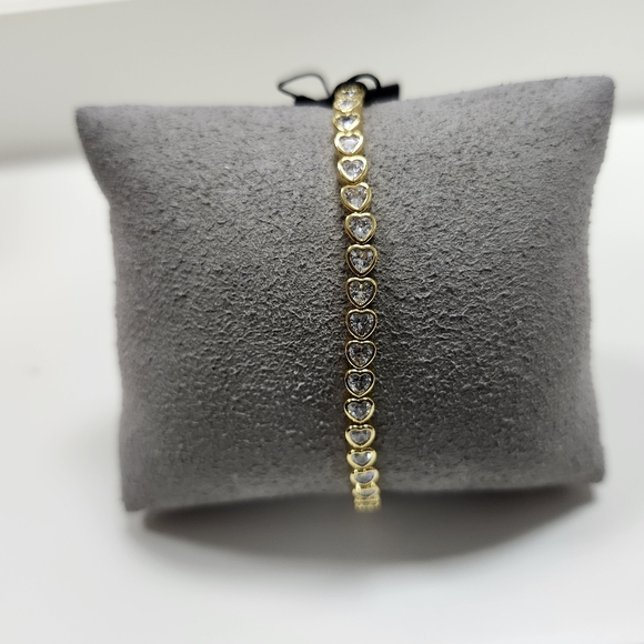 NWT Kate Spade Gold-Tone Cubic Zirconia Heart Tennis Bracelet - Picture 2 of 9